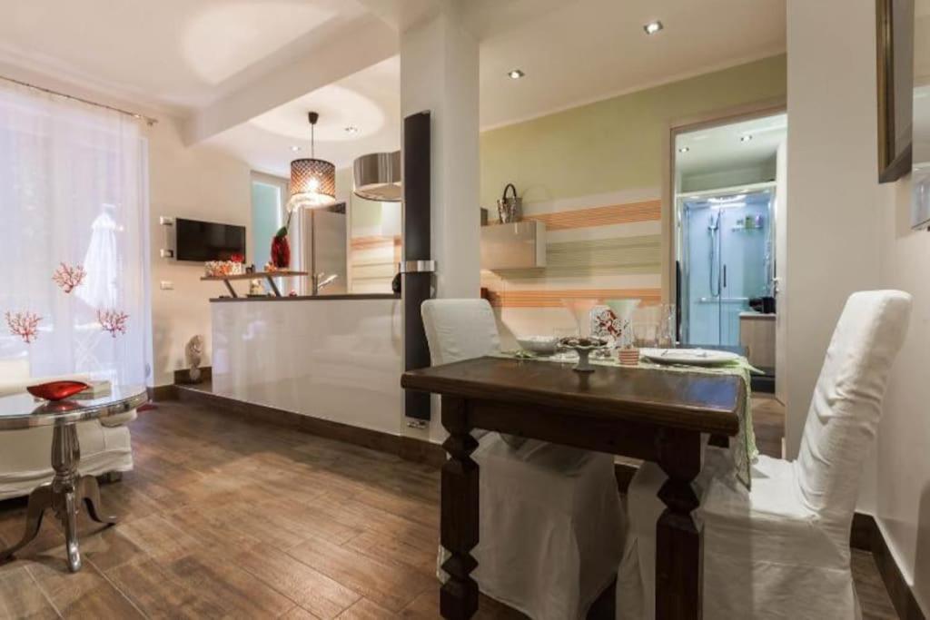 제노바 Lily'S - Near Harbor And Downtown With Terrace - Italy Flat Vacation 아파트 외부 사진